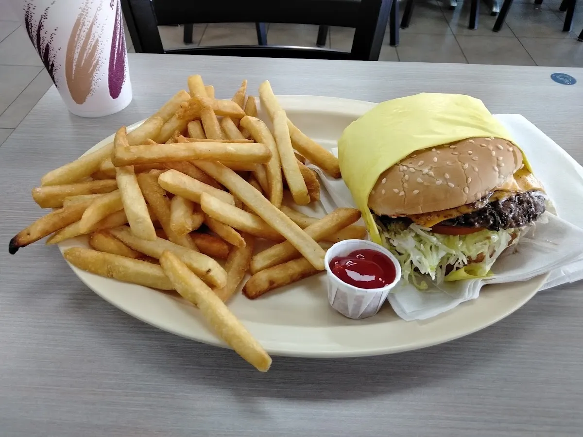 Your Morning Meal Awaits at Hamburger Ontario